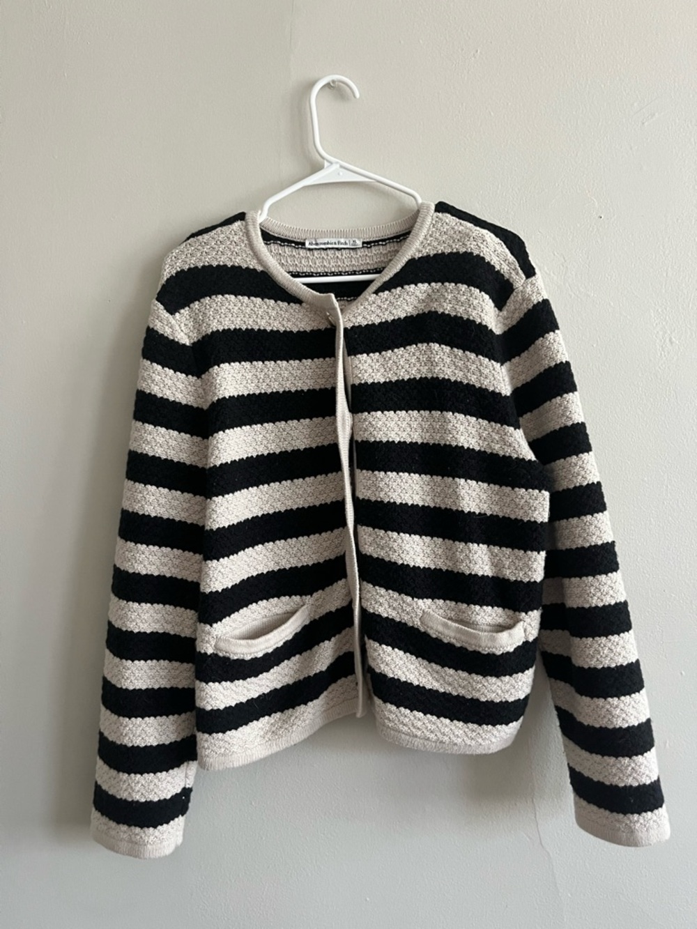 Abercrombie & Fitch Black and Cream Striped Bouclé Sweater